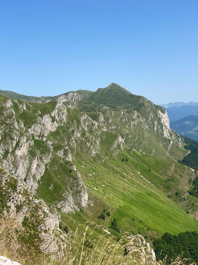 Gusinje Ethno Star Bojovic旅馆 外观 照片