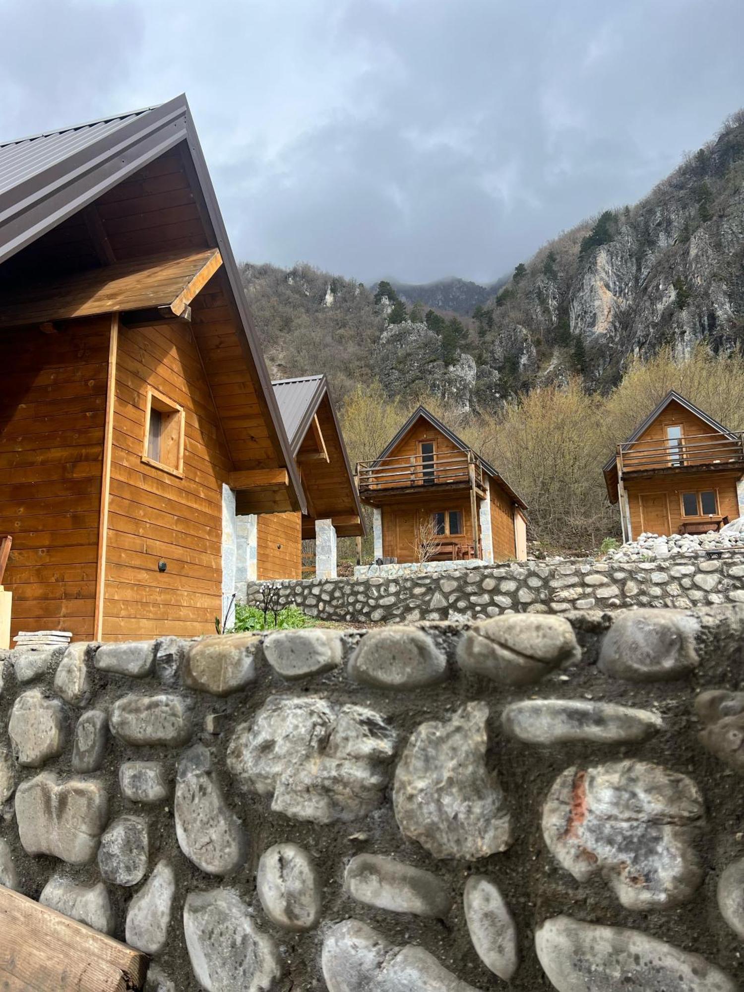 Gusinje Ethno Star Bojovic旅馆 外观 照片