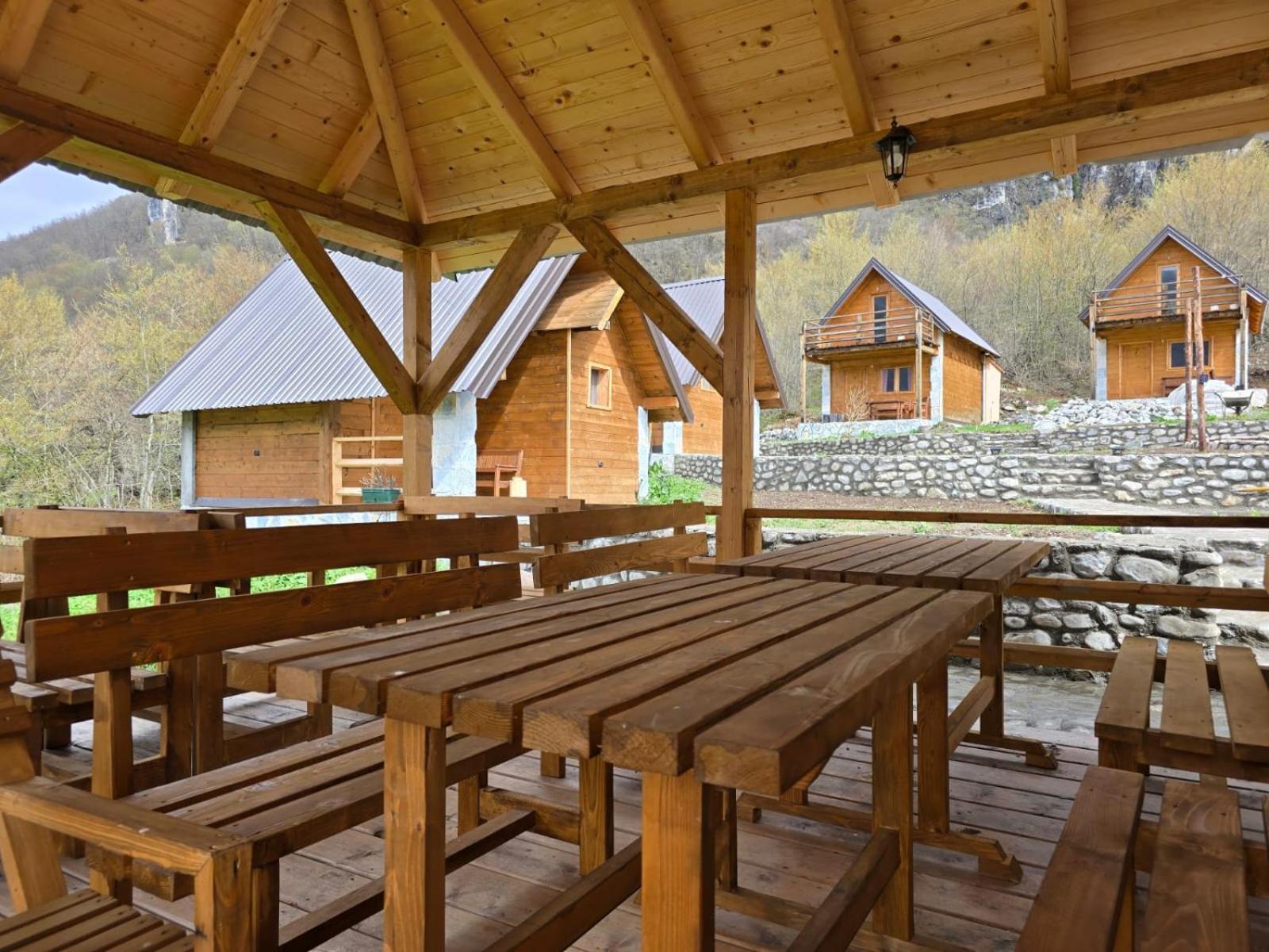 Gusinje Ethno Star Bojovic旅馆 外观 照片
